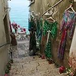 Michaela 4-sterne & Parking Rovinj