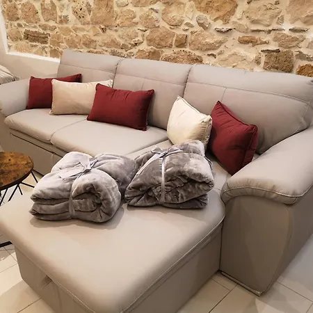 Michaela 4-sterne & Parking