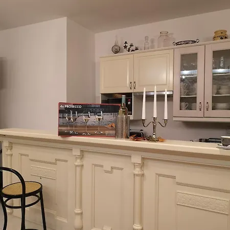 Michaela 4-sterne & Parking Apartment *