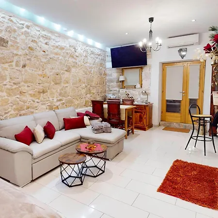 Lägenhet Michaela 4-sterne & Parking Rovinj