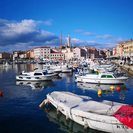 Michaela 4-sterne & Parking Rovinj