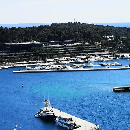 Michaela 4-sterne & Parking * Rovinj