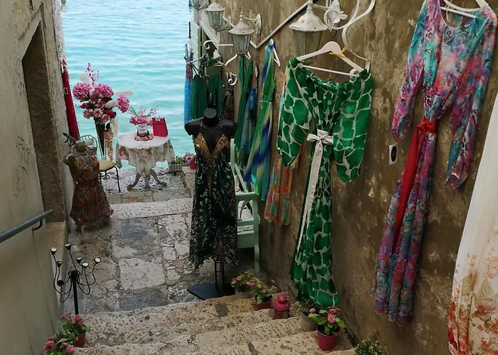 Michaela 4-sterne & Parking Rovinj
