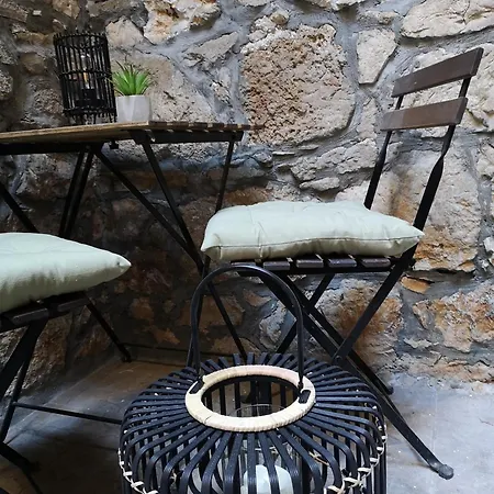 Michaela 4-sterne&parking