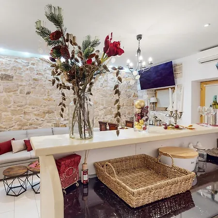 Michaela 4-sterne&parking Apartment